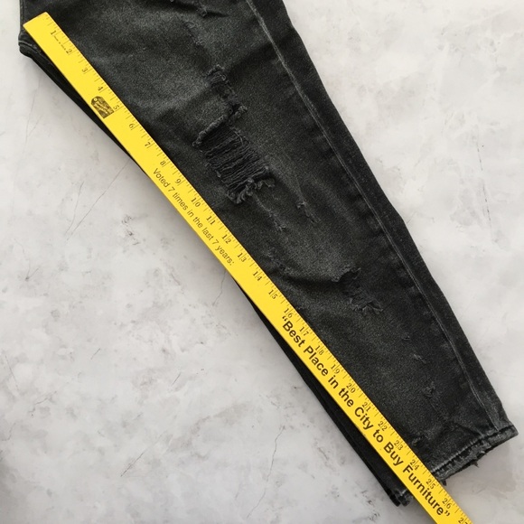 American Eagle Distressed Hi-Rise Girlfriend Jeans 4 Short - Picture 15 of 16